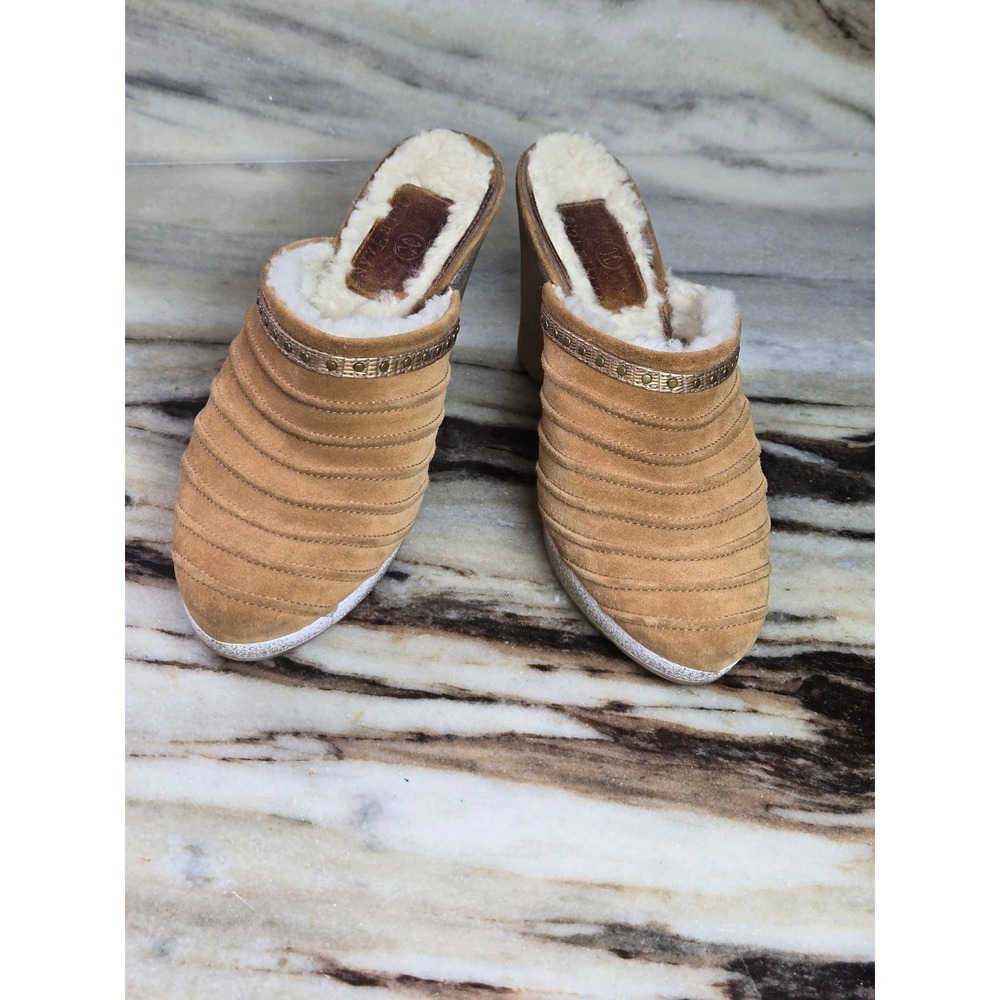 Cole Haan Womens Tan Suede Shearling Lined Wedge Mule Clogs Size 6 B Brazil FLAW